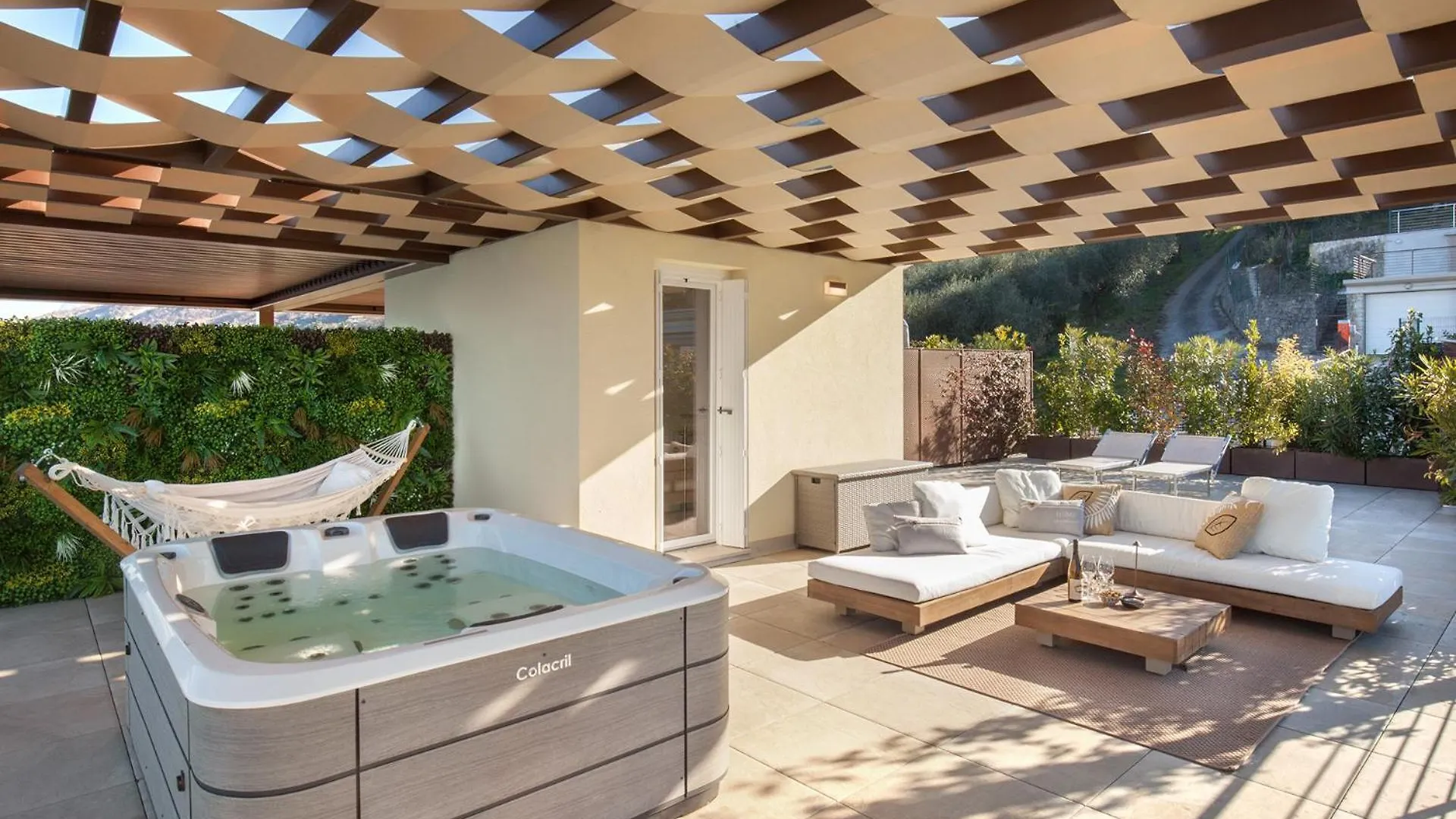 Terrace Of Wally - Apartment With Pool Torri Del Benaco